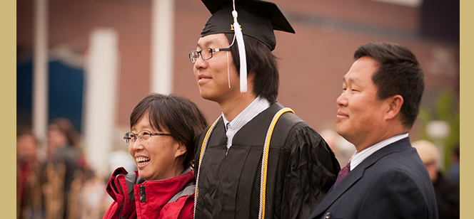 Chinese graduate and parents-CU Denver